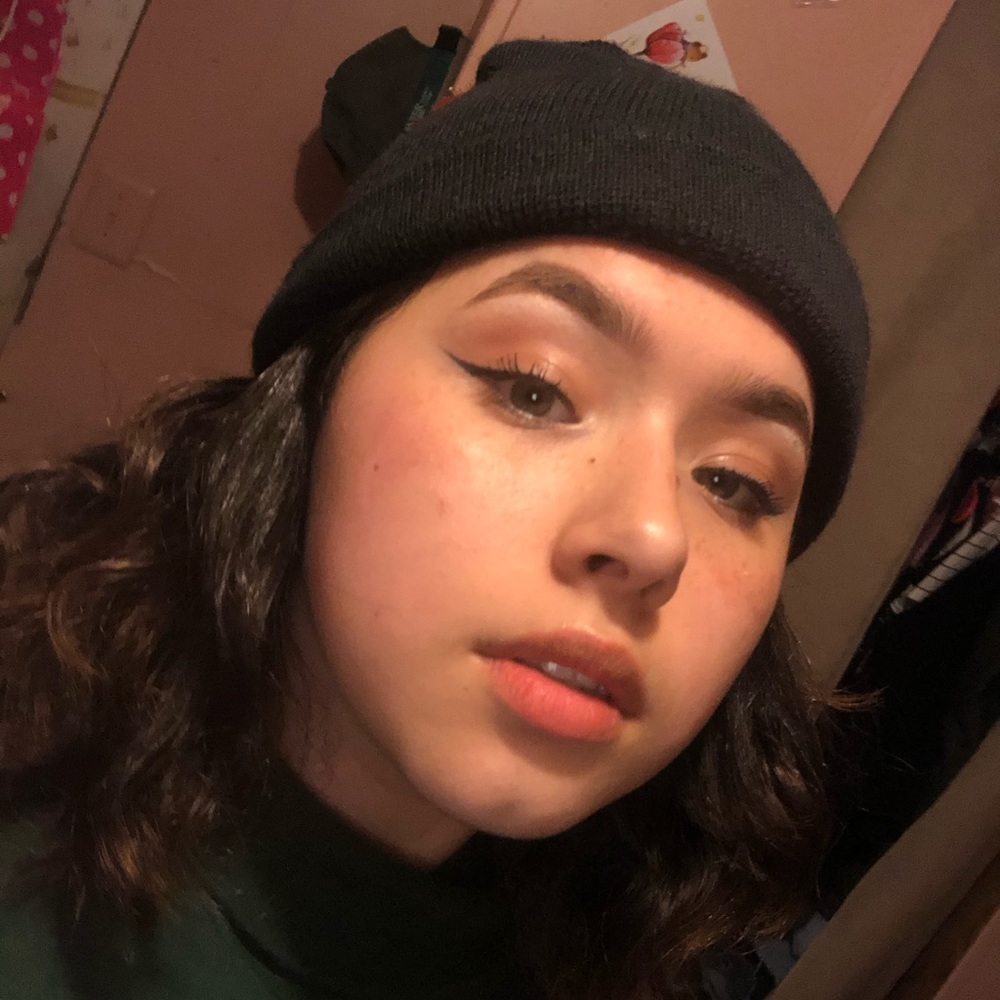 Meet your Posher, Mayra